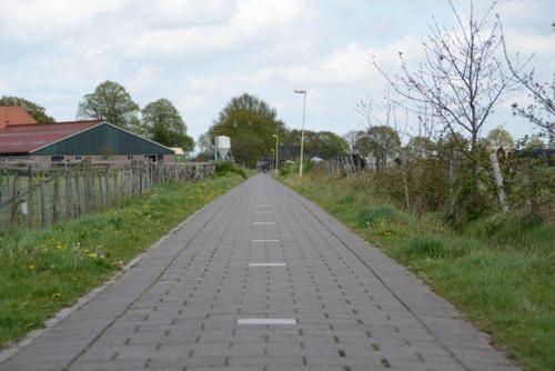 Fietspad Sint Nicolaasga Scharsterbrug hobbelig