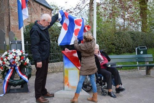 Onthulling monument Ouwsterhaule