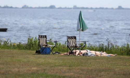 Storm versus zomer zomer