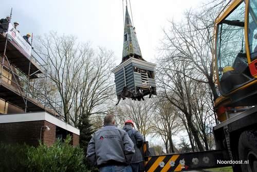 151125 Kerk Idskenhuizen Koploos kijken