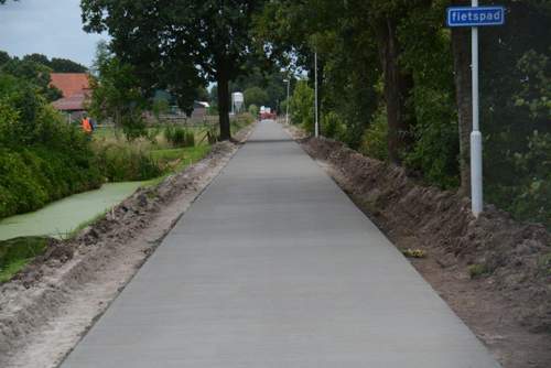 160715 Beton fietspad Sbrug Sint nyk