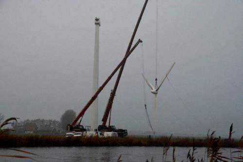 161215 Ontmanteling windmolens spannenburg kranen