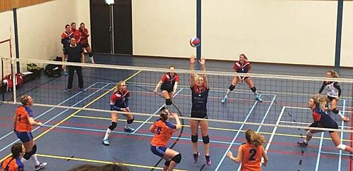 160304 SNVV dames AVC69Akkrum spelend 400