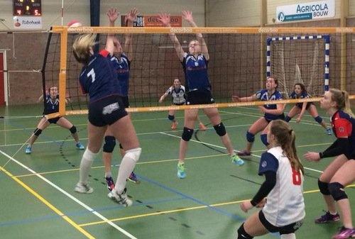 180204 SNVV Volleybal