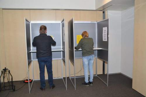 190523 Wachten op stemmers Langweer1