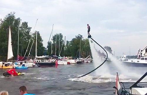 200808 Langweer Flyboarden