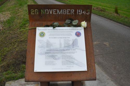 26112020 monument thewes 35