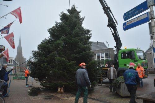 121220 kerstboom plein 2