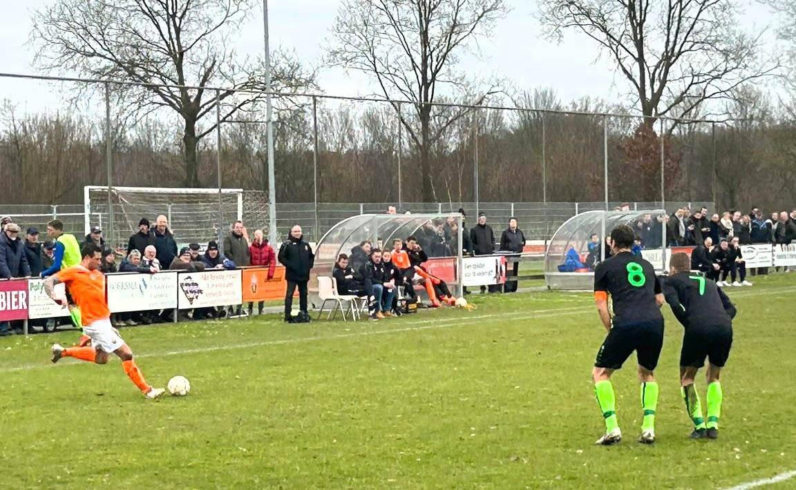 230211 Voetbal VVI Balk