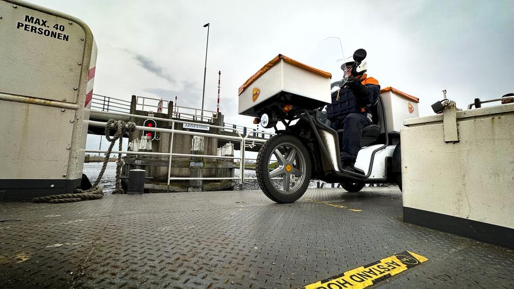 230321 Langweer Janeslootbrug postbode