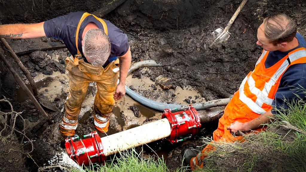 230725 Langweer breuk waterleiding JoostVisser c MennoDijkstra