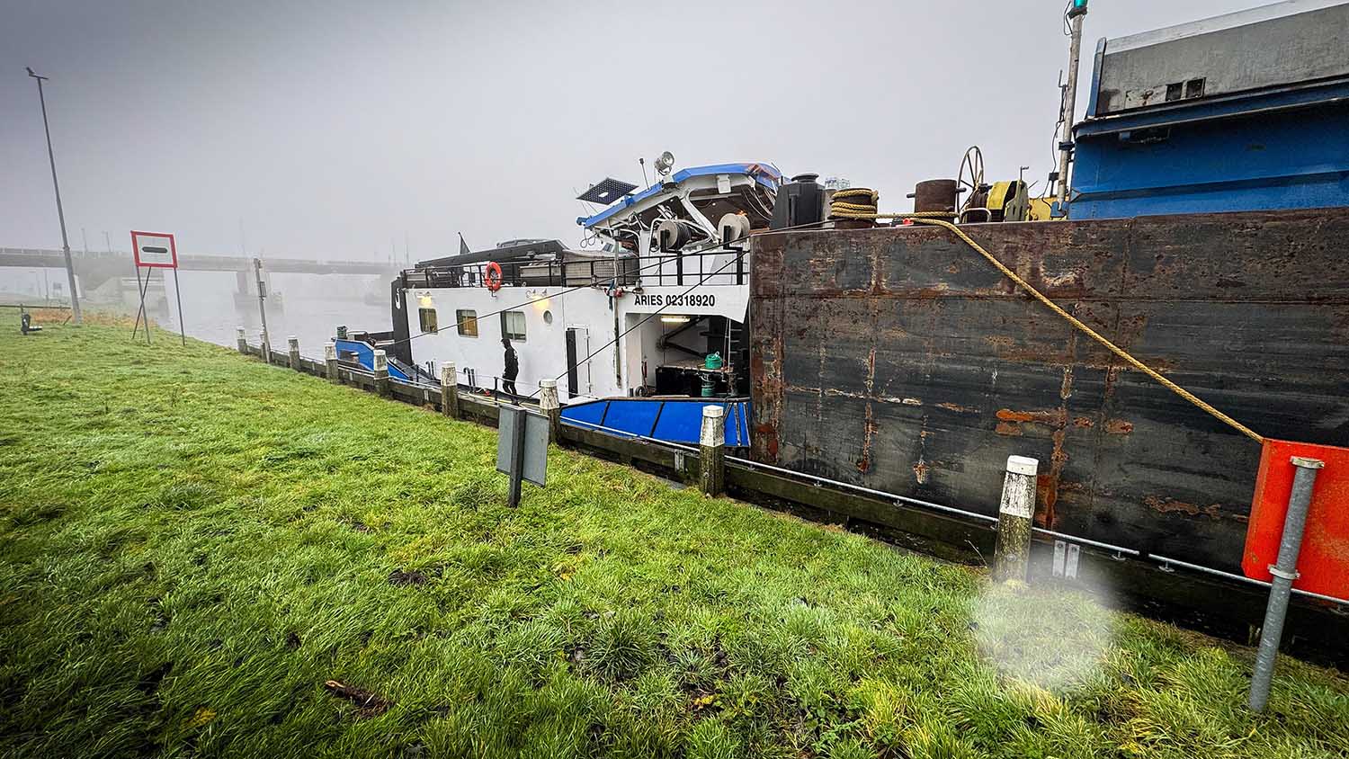 241228 Spannenburg aanvaring mist duwboot Byldbrege MennoDijkstra 1000