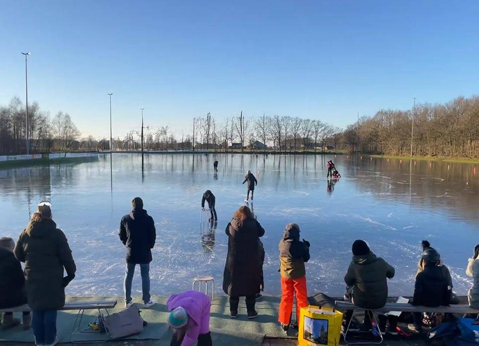 230109 SintNyk ijsbaan open 1000