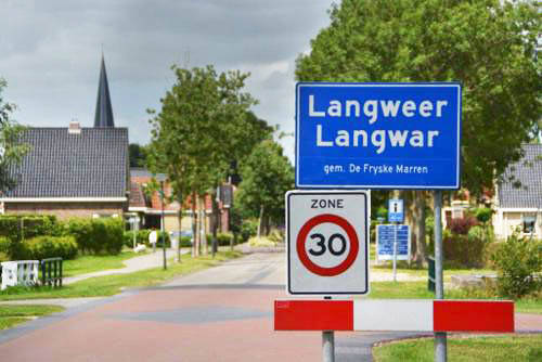 Kombord Langweer