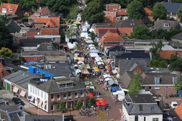 Jaarmarkt en Oldtimershow in Sint Nyk