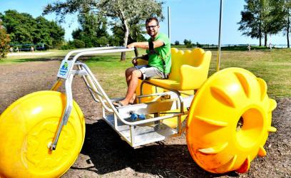 Kolossale waterfietsen voor een prikkie