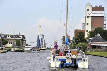 Kapotte printplaat zet brug Scharsterbrug in storing