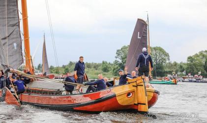 Harmen Pzn Brouwer stopt als schipper skûtsje Langweer