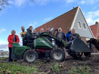 Tuin vakantiewoning Edwin Stichting Langweer wordt vernieuwd