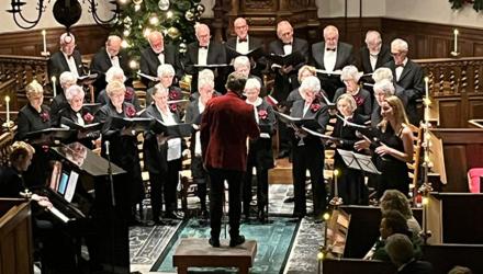 Jaarlijks kerstconcert Koor Langweer in dorpskerk