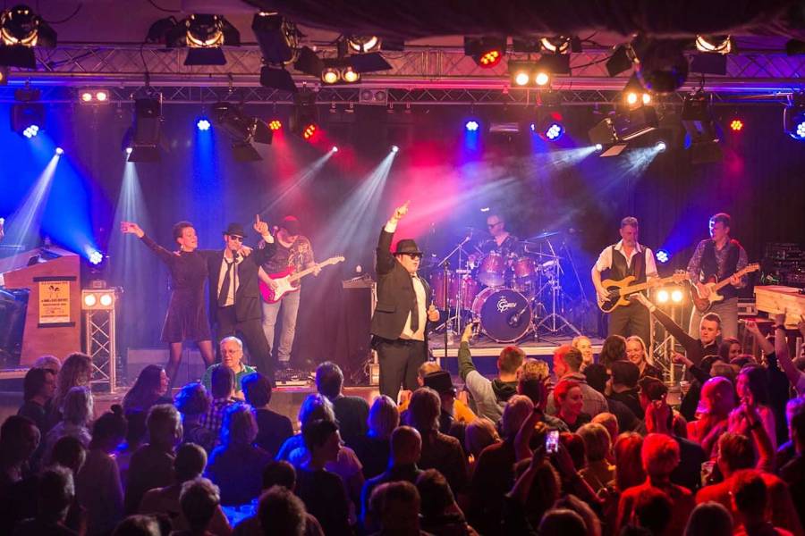 Kaartverkoop Blues Brothers and Sisters Sint Nyk gaat los